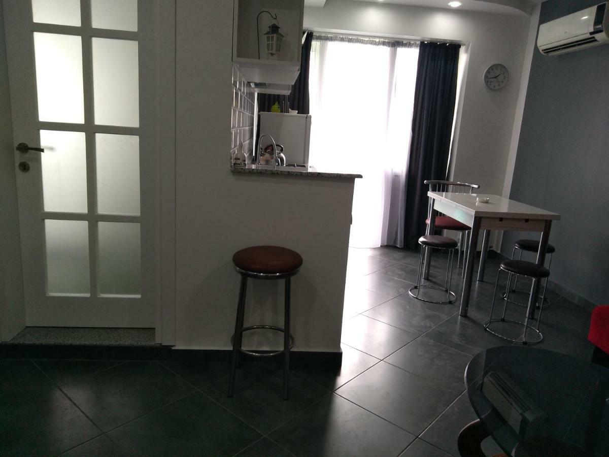 Apartment Eteri Batumi Exteriör bild